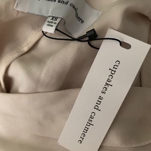 cupcakes and cashmere Women's Waist Vest SZ XS